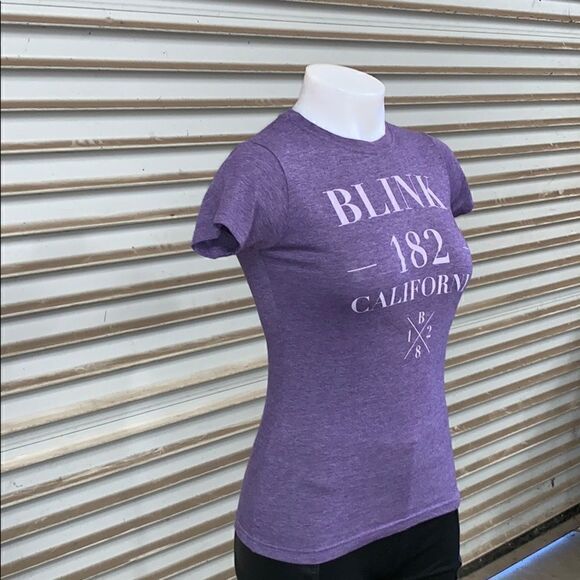 🛍️Trulex size small blink 182 concert t-shirt - Picture 7 of 7